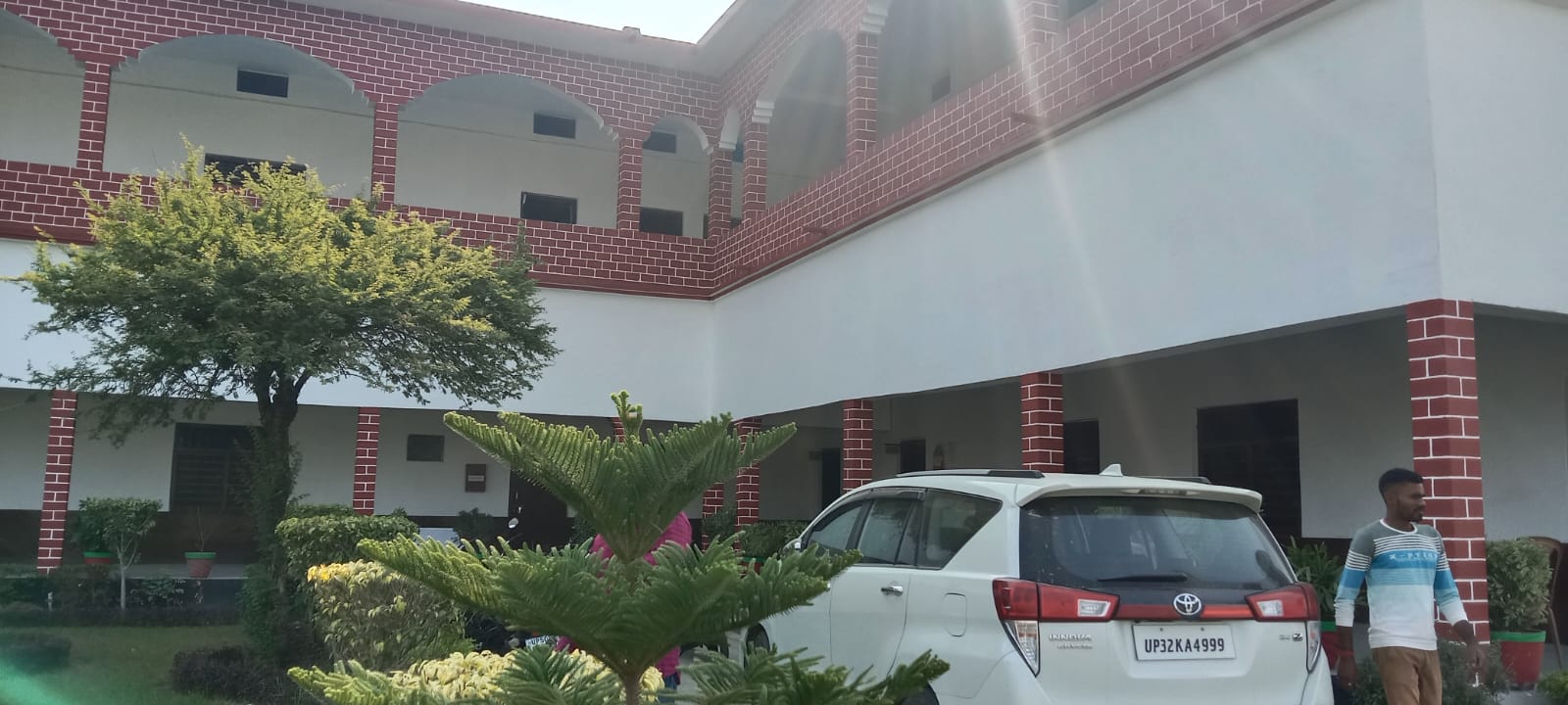 RAM NAVAL SINGH SMARAK MAHAVIDYALAYA, CHIRAIYAKOT, MAU  (U.P.)