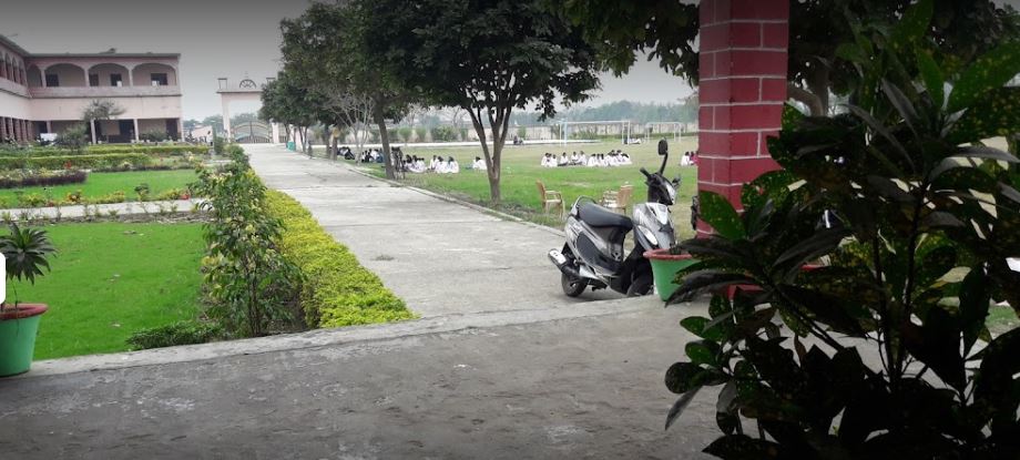 RAM NAVAL SINGH SMARAK MAHAVIDYALAYA, CHIRAIYAKOT, MAU  (U.P.)