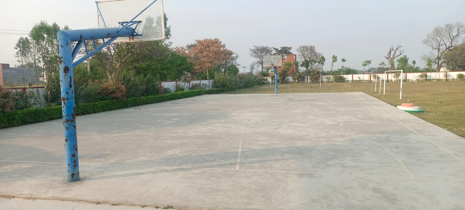 RAM NAVAL SINGH SMARAK MAHAVIDYALAYA, CHIRAIYAKOT, MAU  (U.P.)	